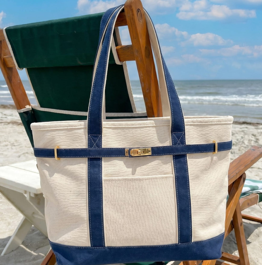 Classic Zip Tote